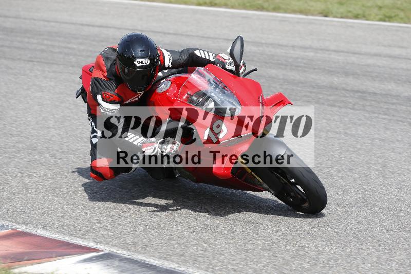 /27 12.06.2025 Ducati Schweiz Trackday Warmup  ADR/gelb-jeaune/19